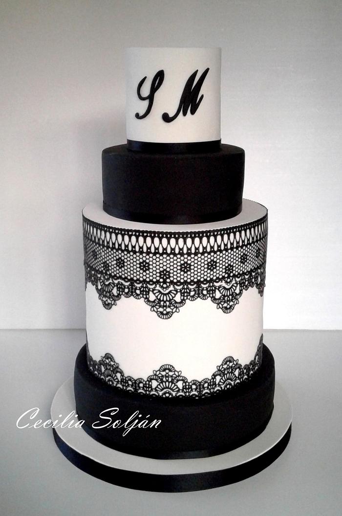 Black and white wedding cake