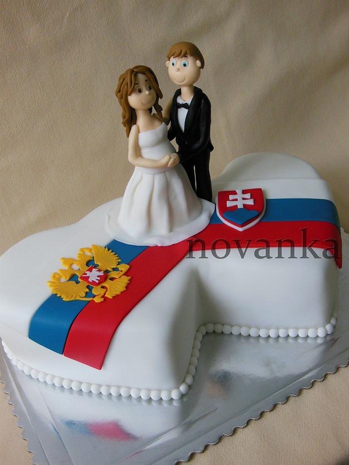 Unusual wedding cake