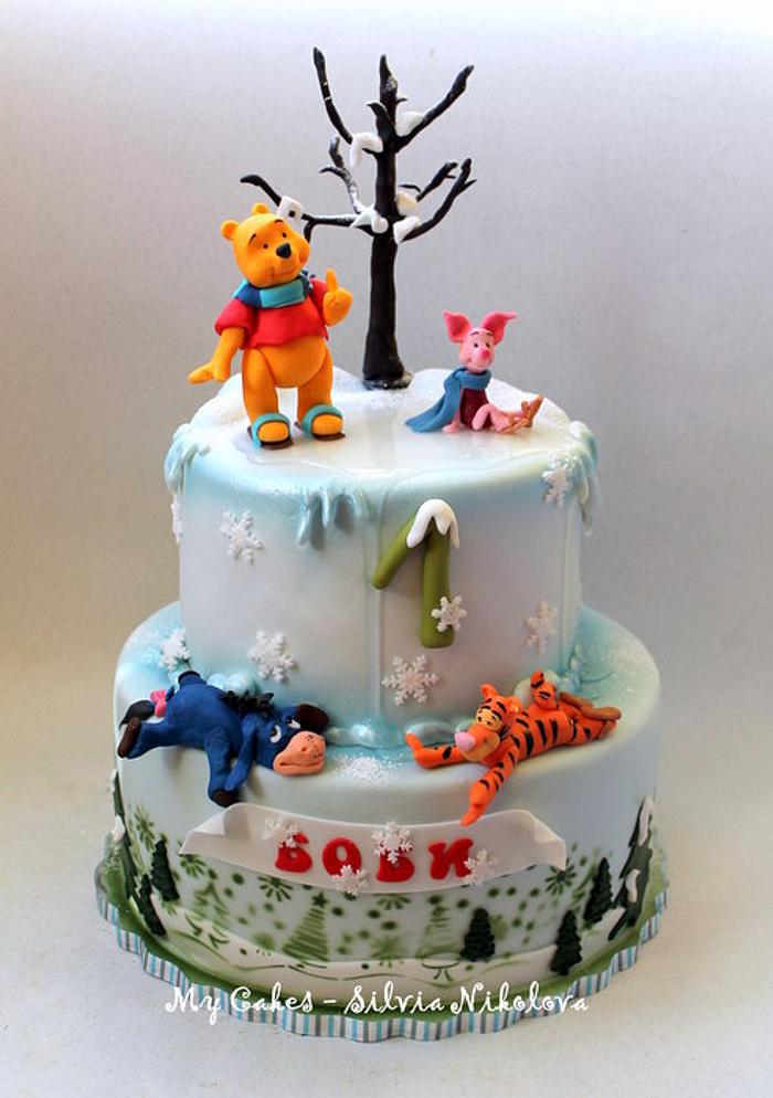 Pooh and Friends Winter Cake