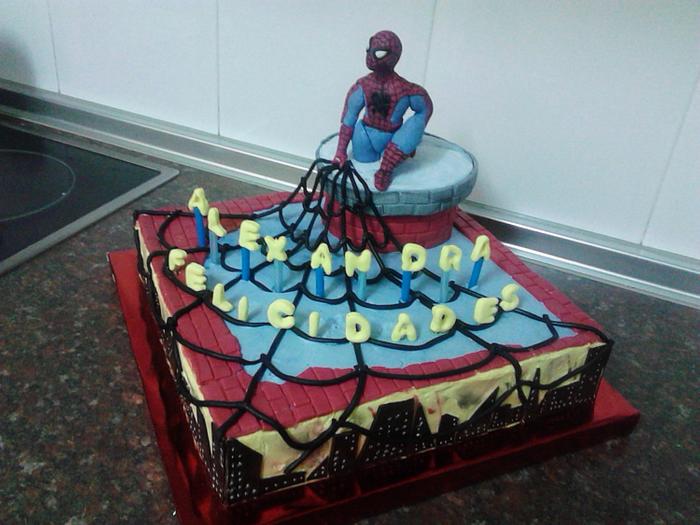 SPIDERMAN CAKE