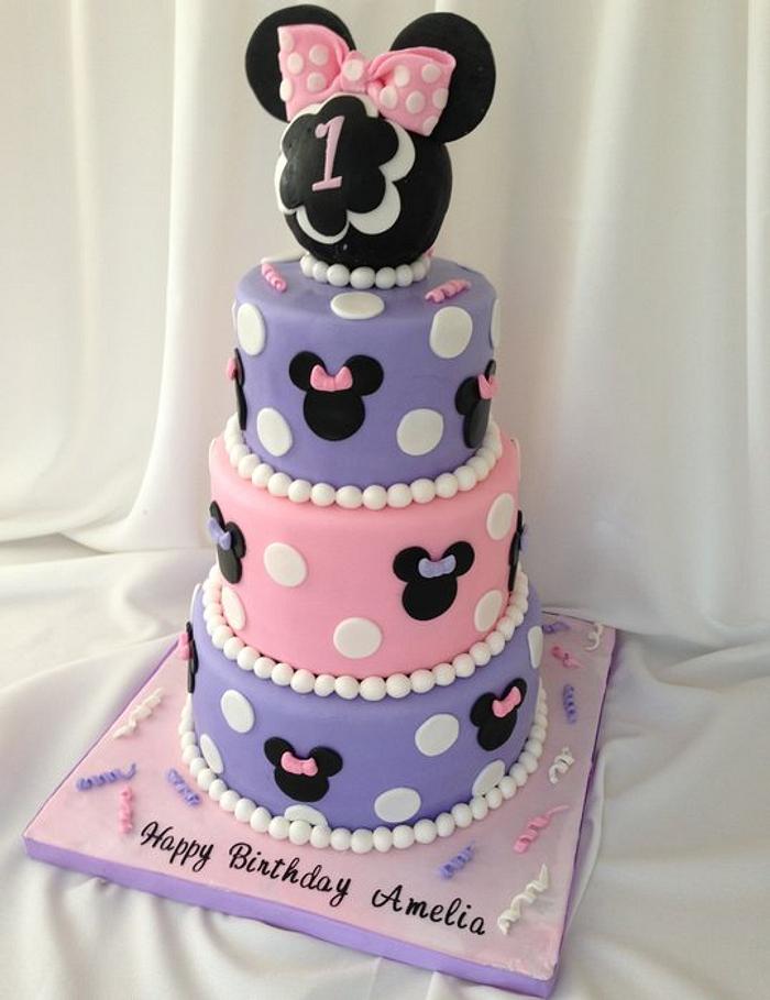 Minnie Mouse Themed Cake :)