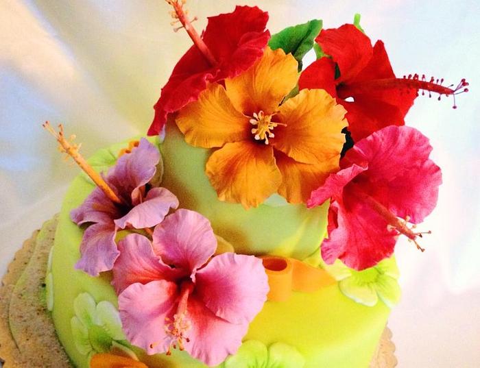 Hawaiian flower cake