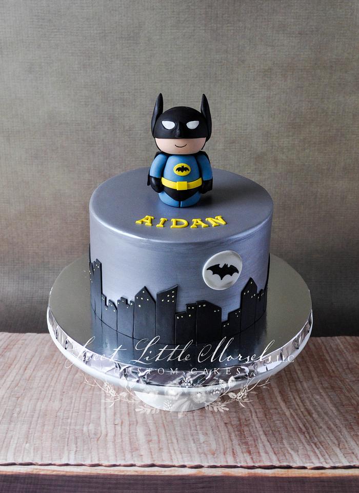 Batman Birthday Cake - Decorated Cake by Stephanie - CakesDecor