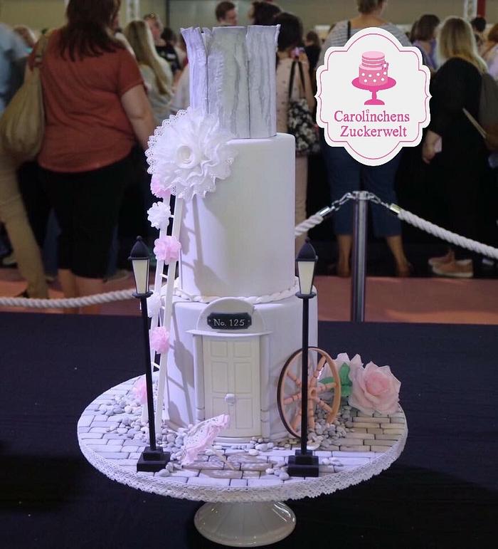 💕 Romantic Wedding Cake 💕