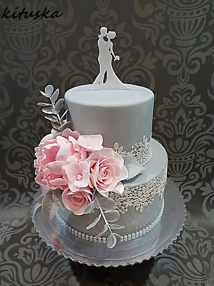 pink flower wedding cake