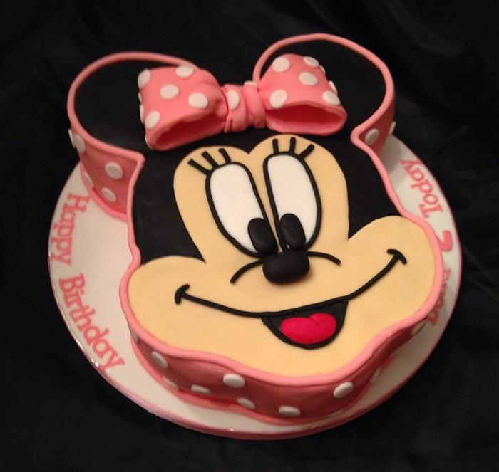 Minnie Mouse Cake