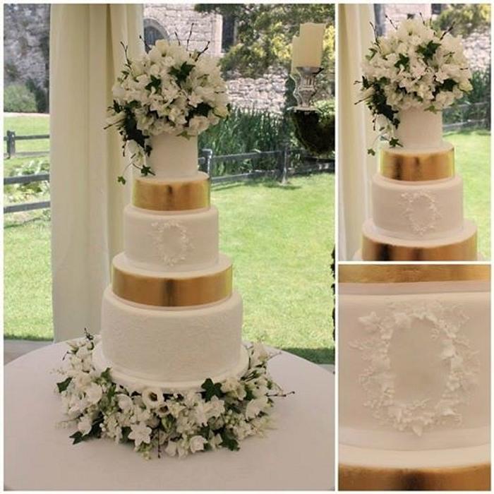 Enchanted Forest Wedding Cake - Decorated Cake by Nessie - CakesDecor