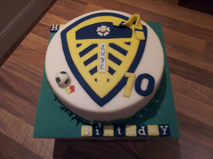 Leeds United Football Cake