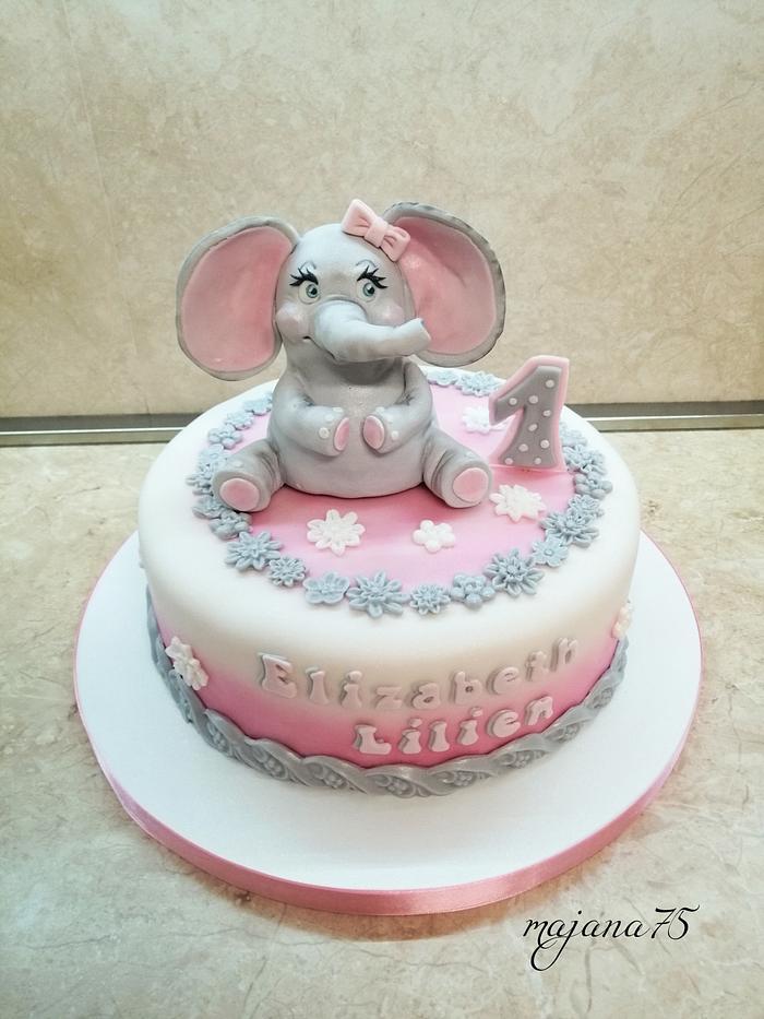 Cake with elephant for a little girl