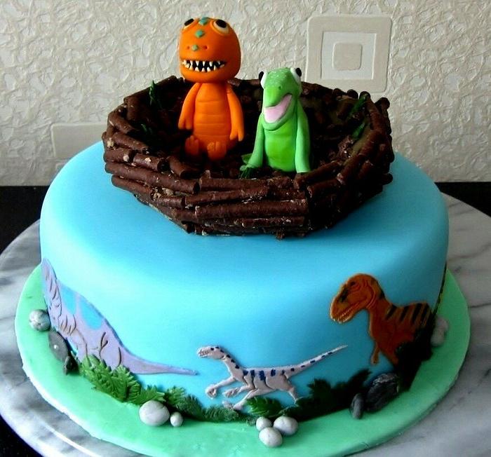 Dinosaur train cake