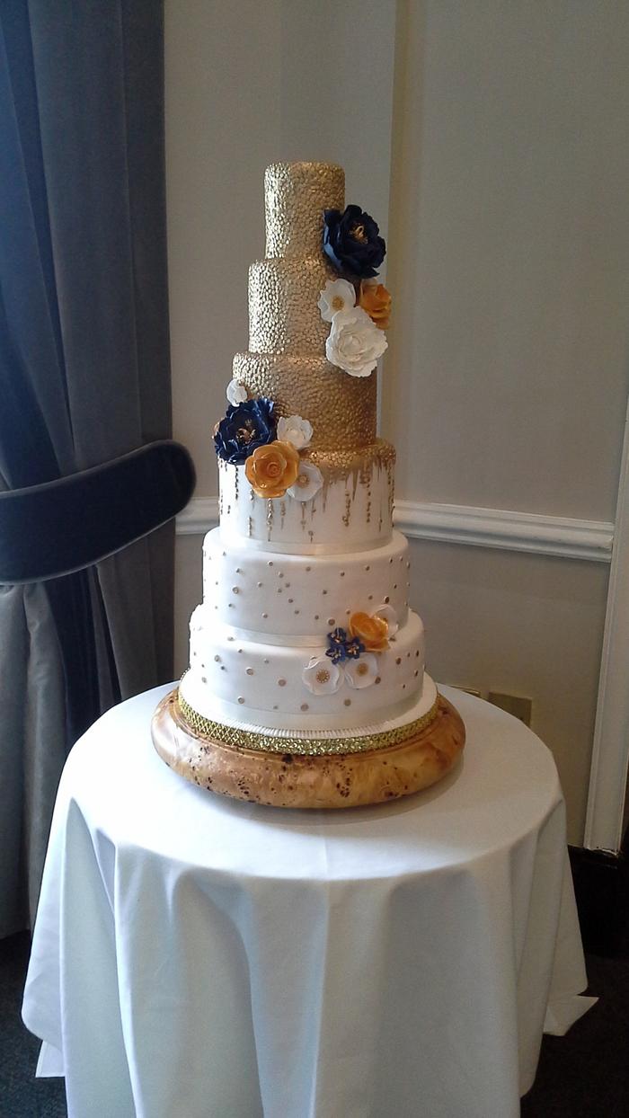Gold  wedding cake 