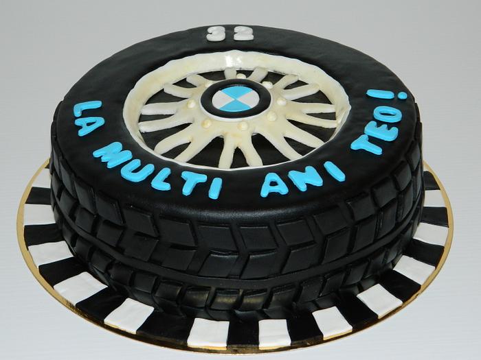 BMW wheel cake