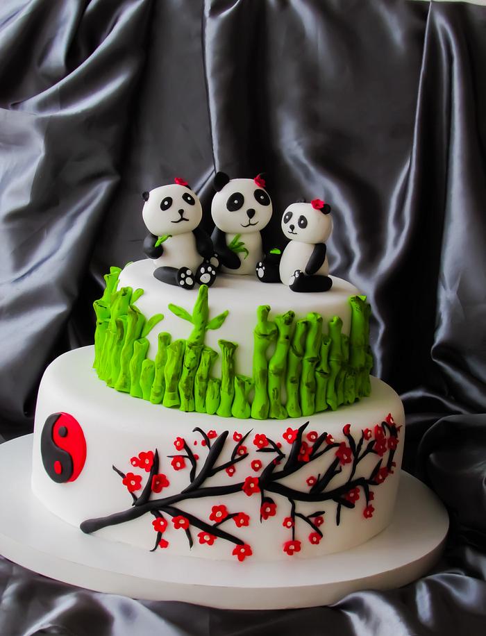 Cake panda bears