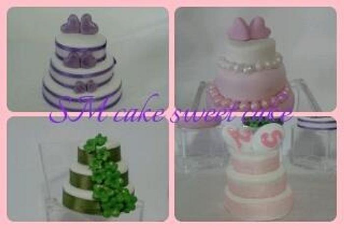 mini wedding cake