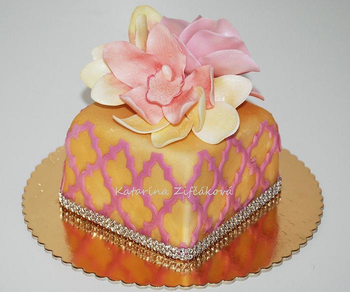 An elegant cake