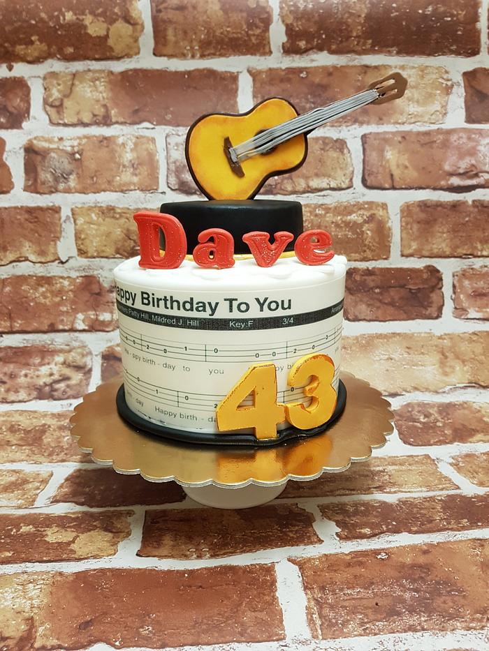 Classic guitar cake