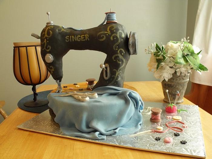 Vintage Sewing Machine cake