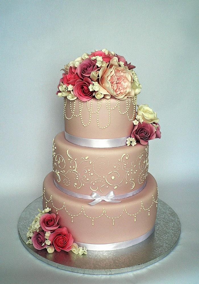 Pink & Purple wedding cake 