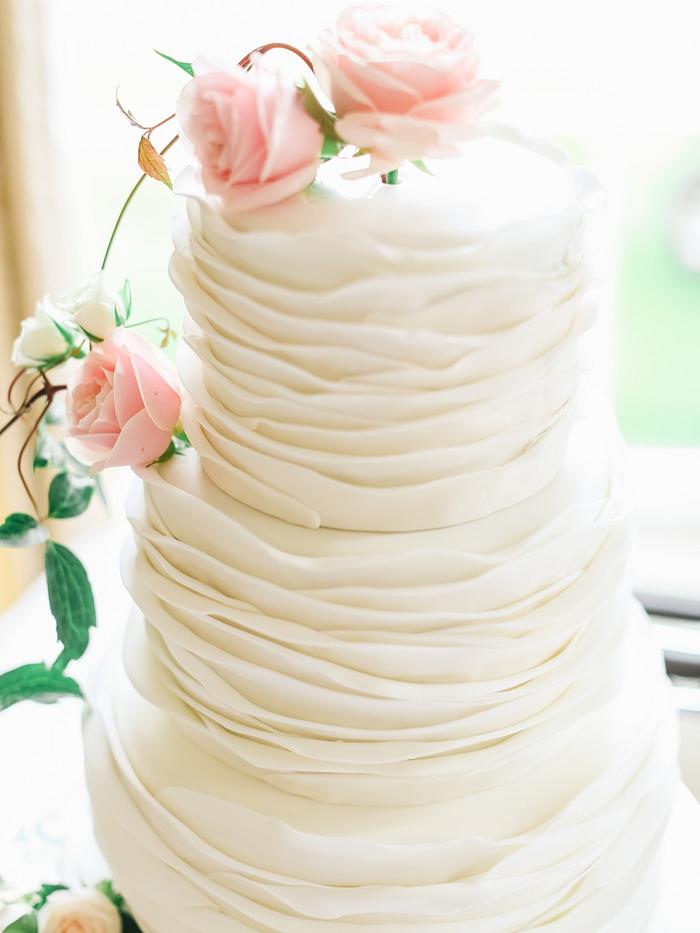 filly wedding cake