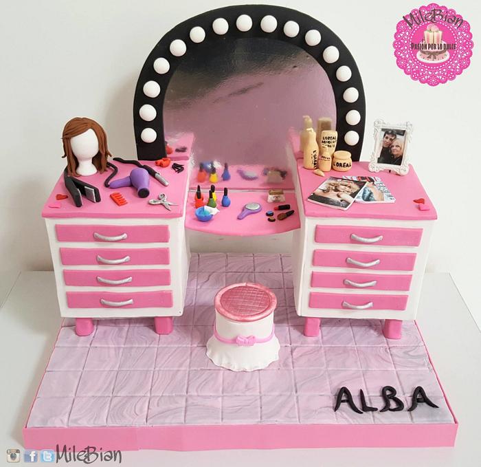 Beauty Salon Cake