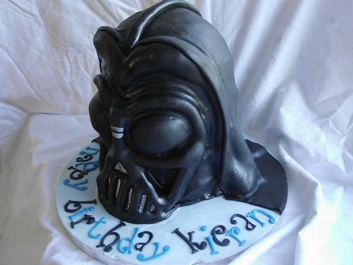 Darth Vader cake 