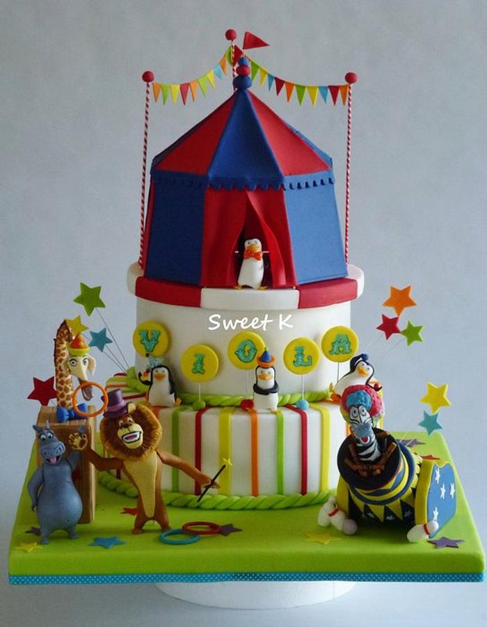 2nd version of Madagascar Circus cake