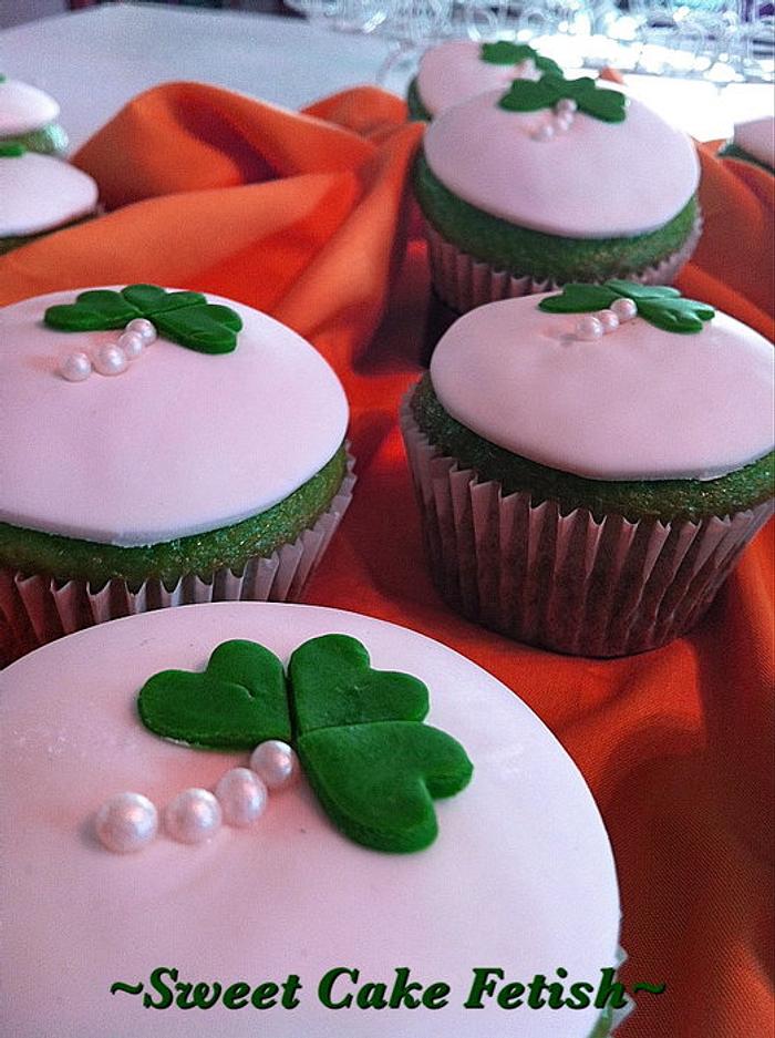 St.Pattys day cupcakes