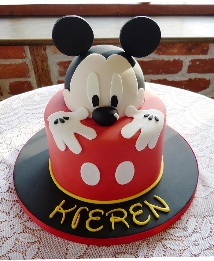 Stars mickey mouse Fondant Cake | Winni.in