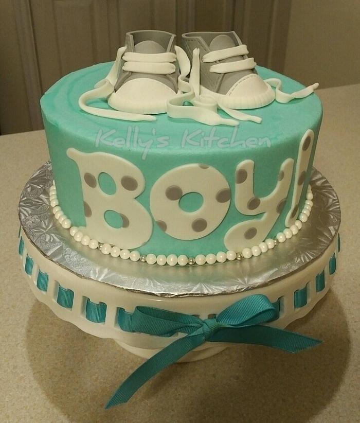 Simple baby shower cake