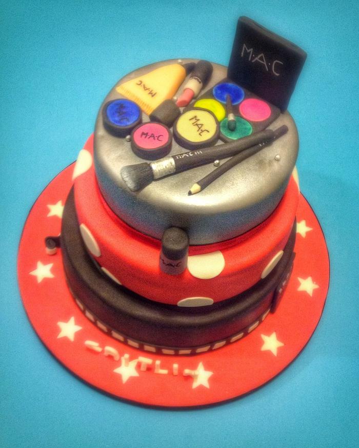 Minnie Mouse and Movie Lovers Birthday Cake