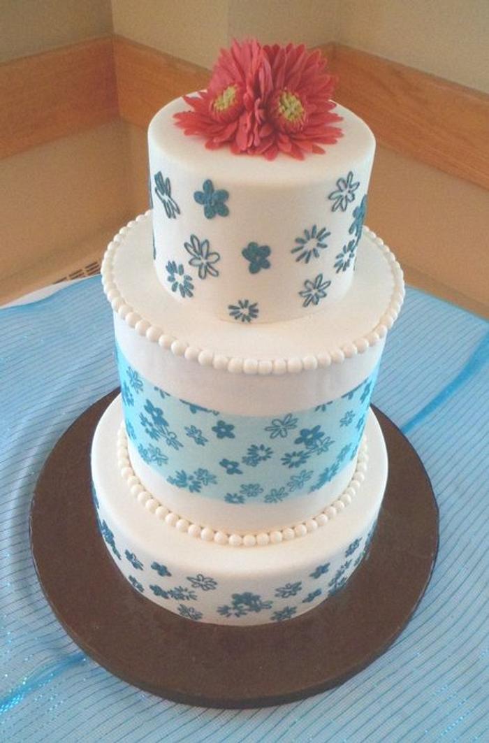 Daisy Inspired Wedding Cake