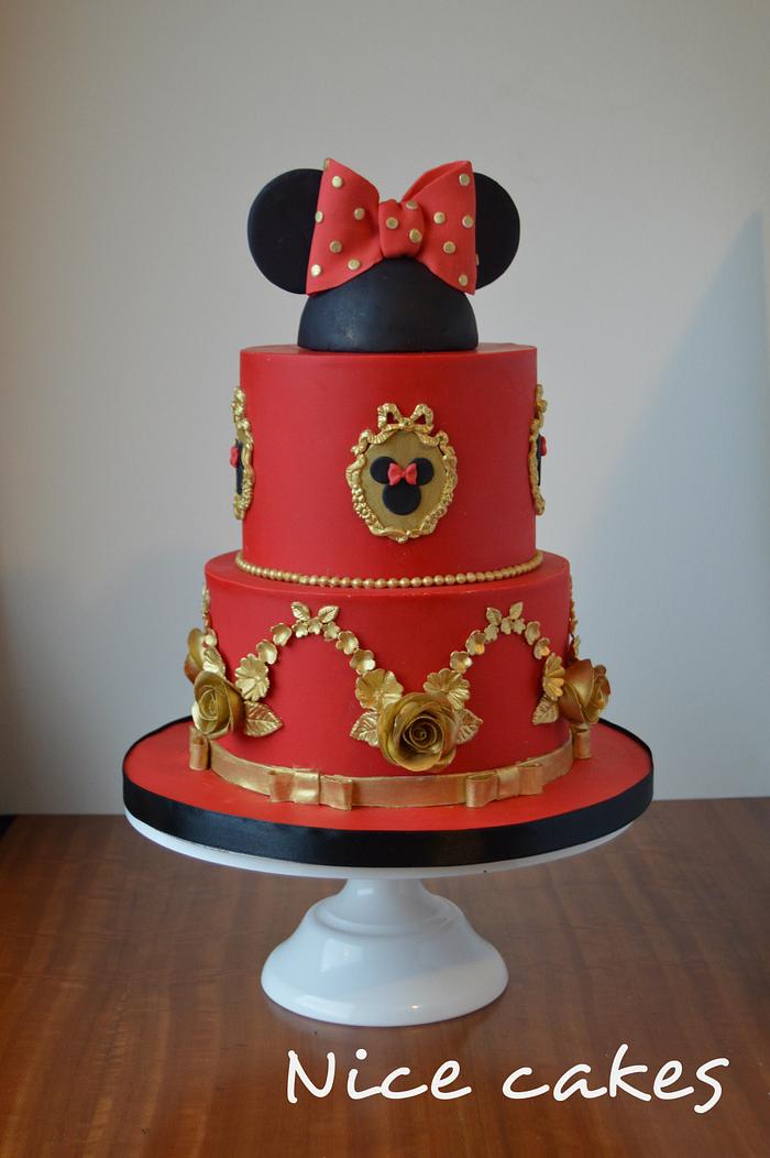 Red and gold Minnie cake