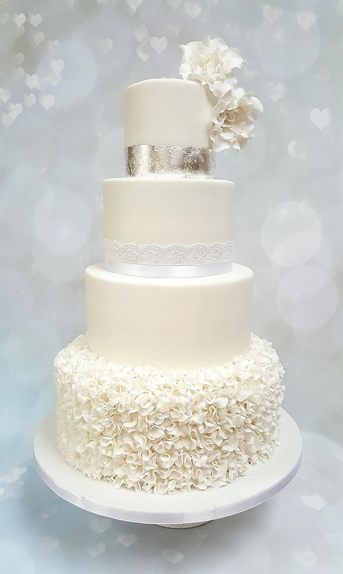 Ruffles wedding cake 