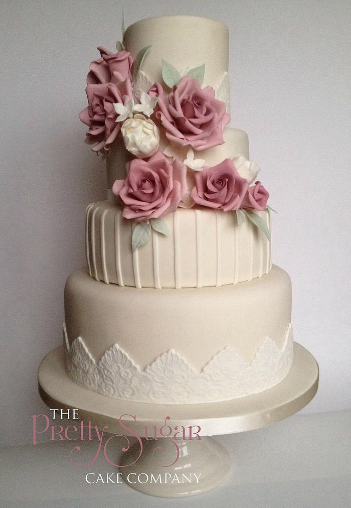 Amnesia rose and lace wedding cake