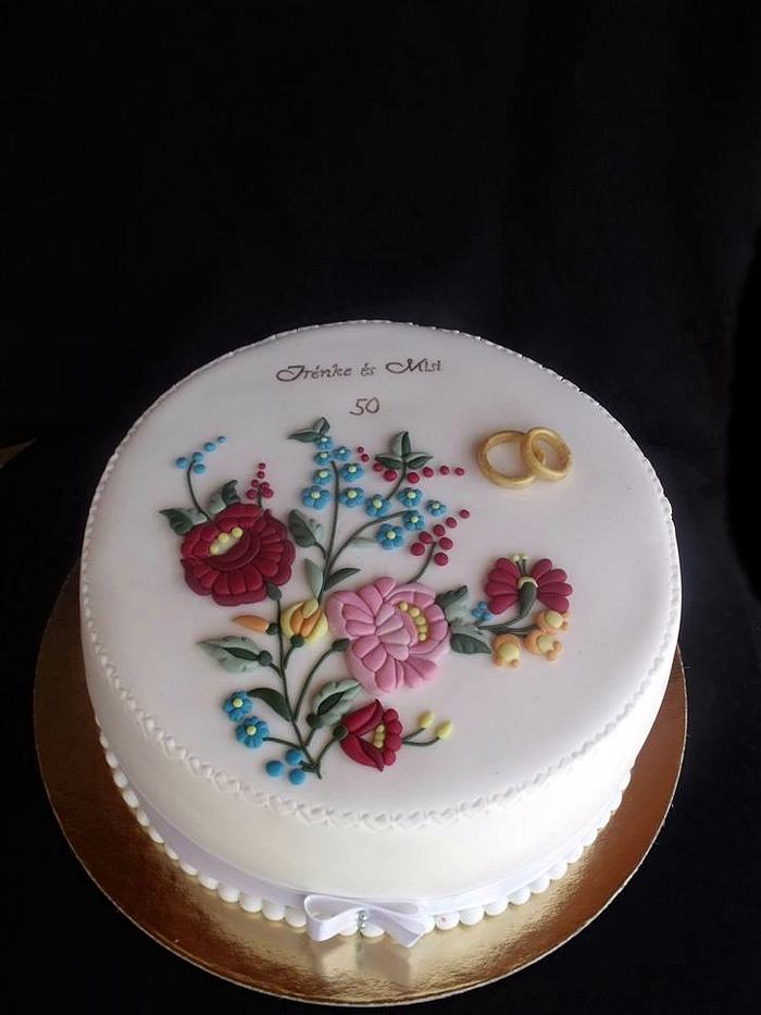 Hungarian embroidery cake