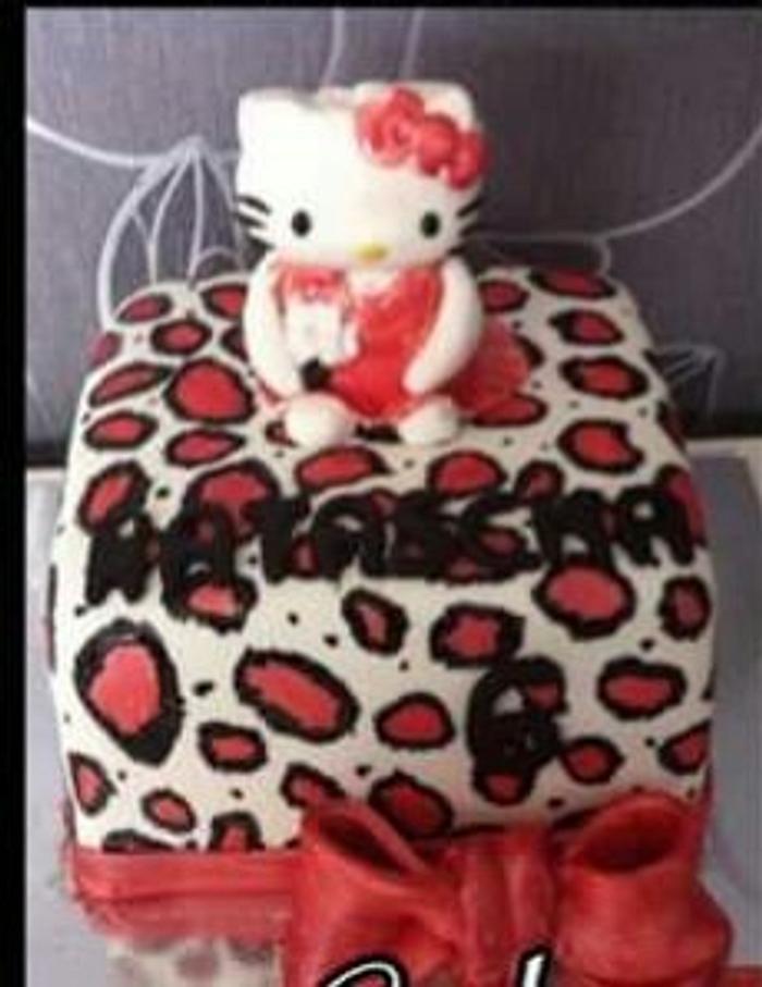 Hello kitty leopard print cake