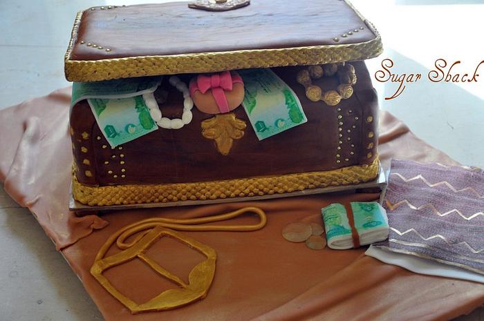 treasure box cake