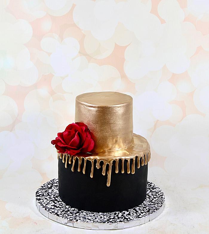 Black and gold drip cake 