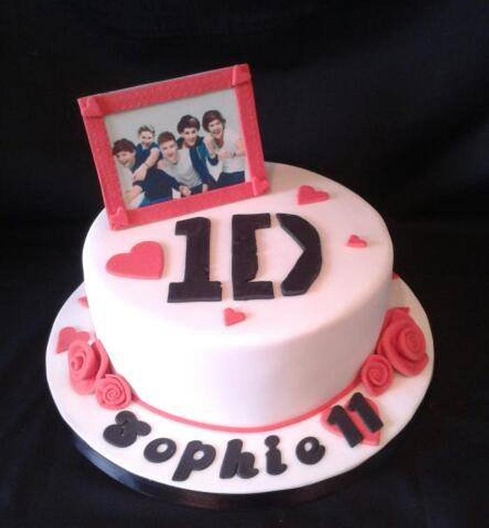 1D (ONE DIRECTION) CAKE