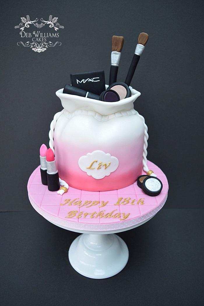 Cosmetic Bag Cake - CakeCentral.com