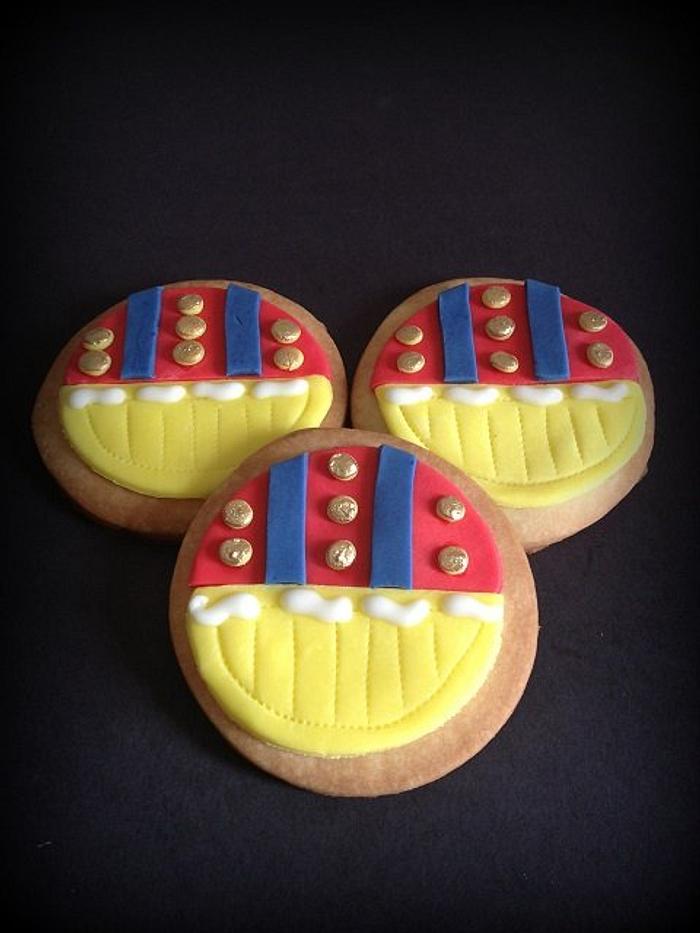Snow white inspired cookies