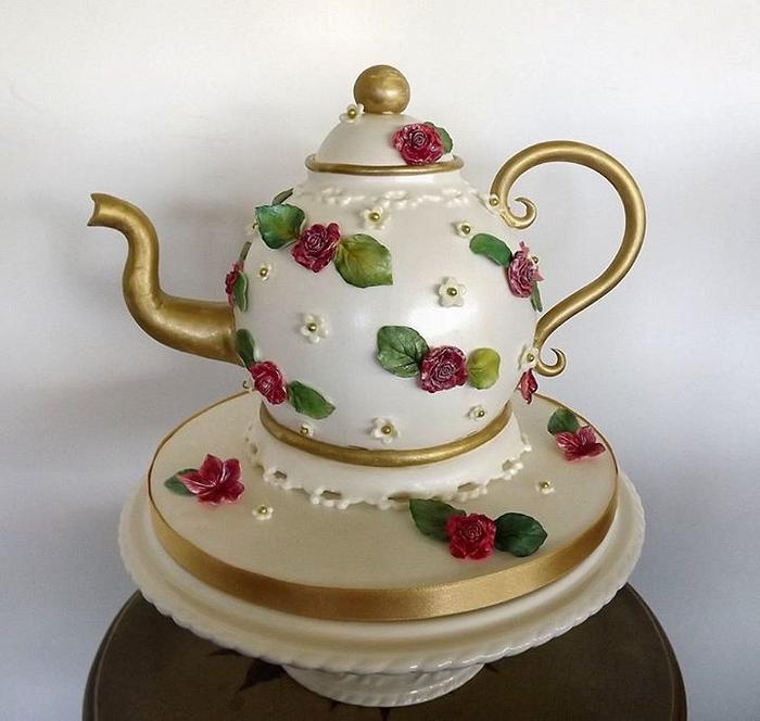 Im a Little Teapot..made of cake! :) x