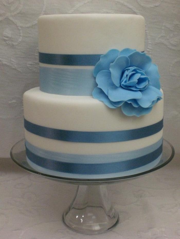 Blue Wedding cake