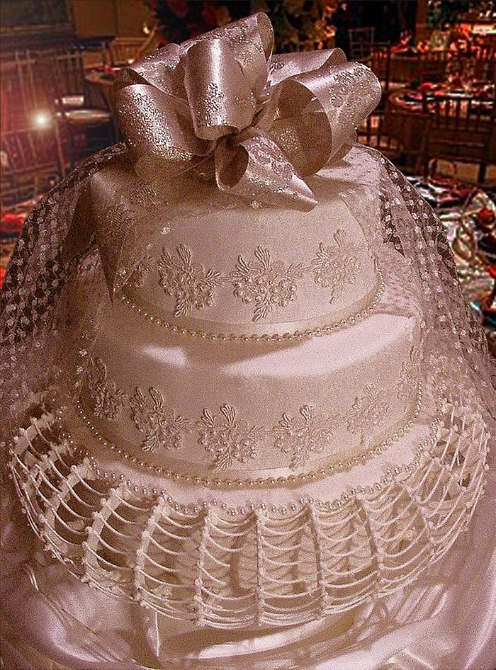 Champagne lace wedding cake