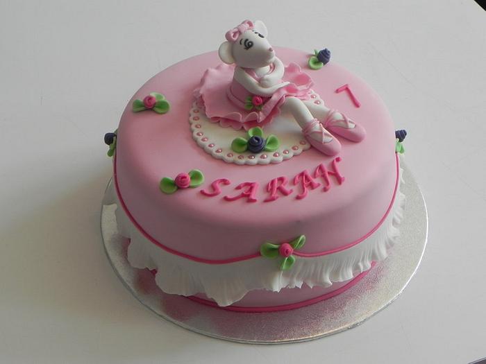 cake angelina ballerina