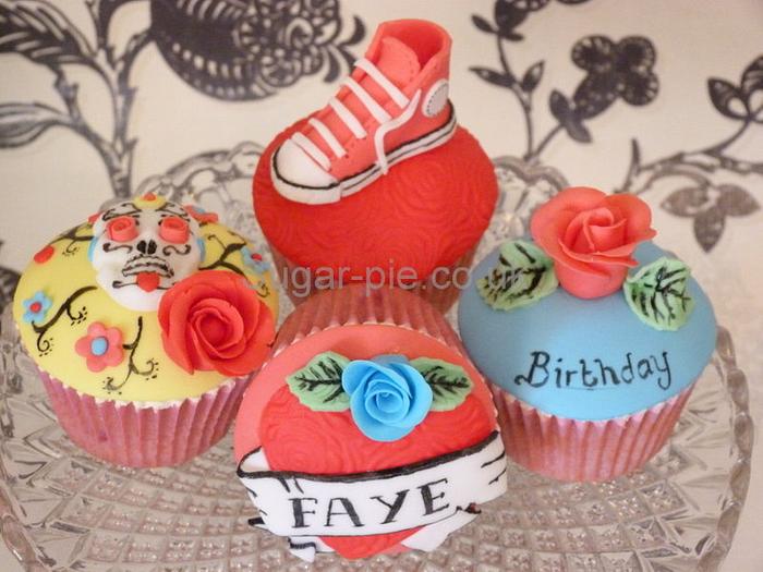 Tattoo Candy skull & Converse cupcakes