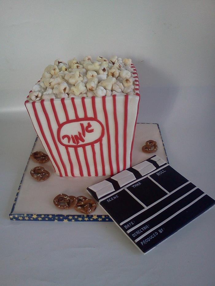 popcorn movie cake