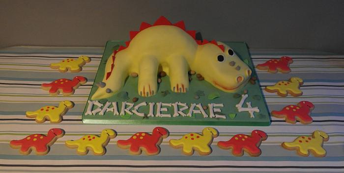 Dinosaur cake with matchng biscuits