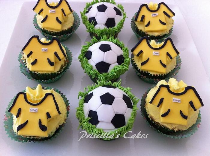 Soccer cupcakes