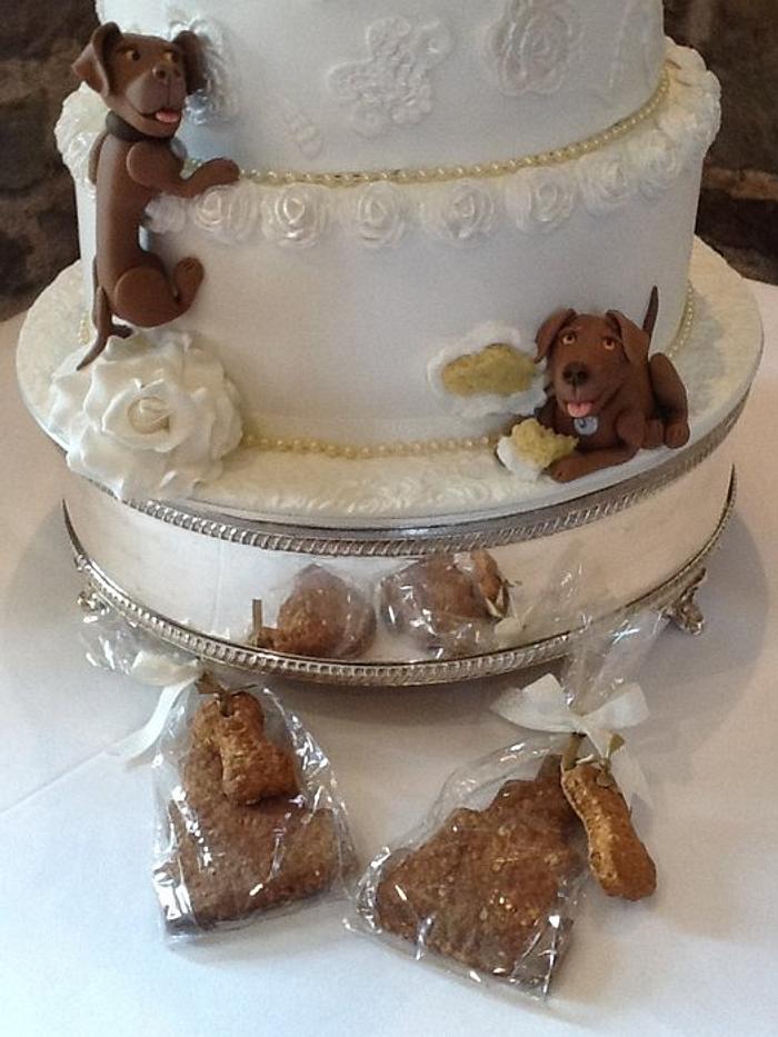 For tier Lace wedding cake with dog decoration
